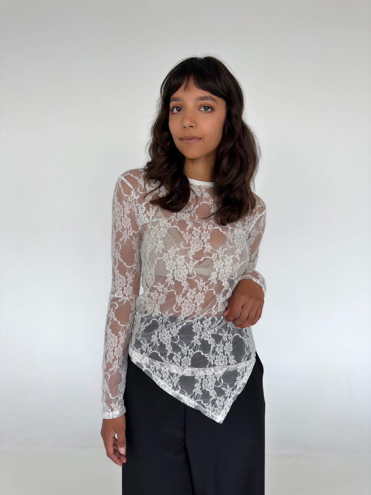 Chandail dentelle - LALY