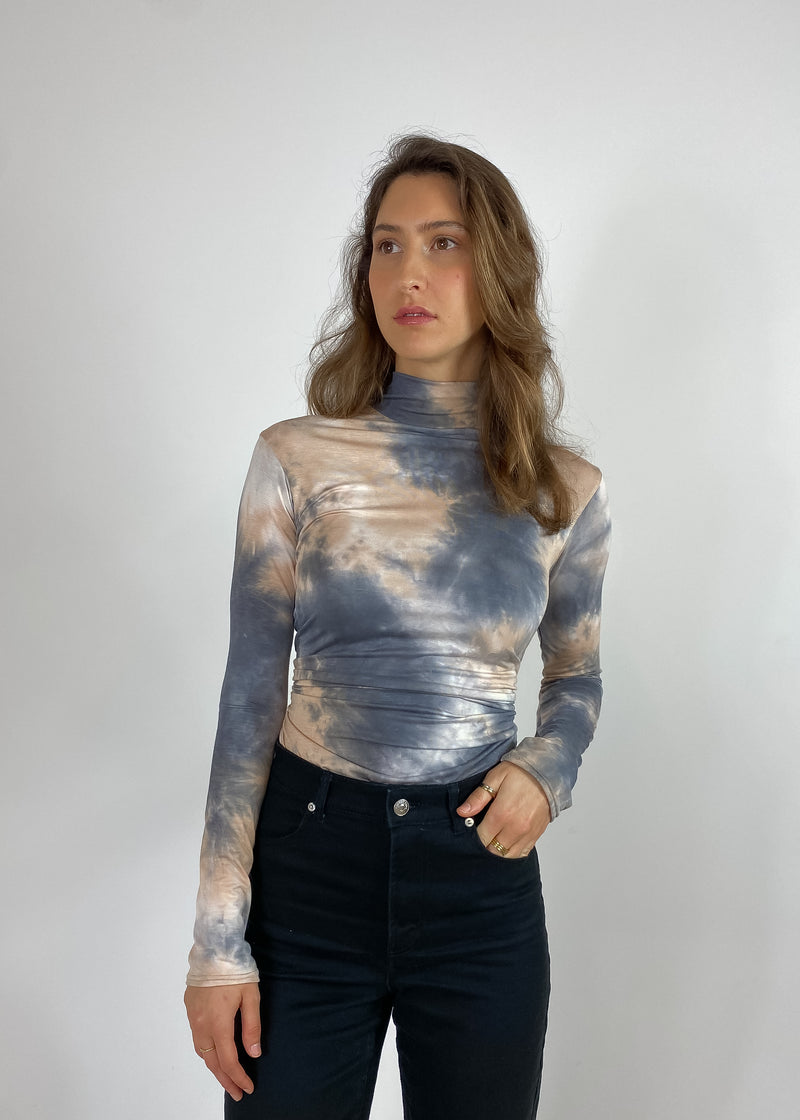 GABRYELLE DESIGNS - tie-dye turtleneck.