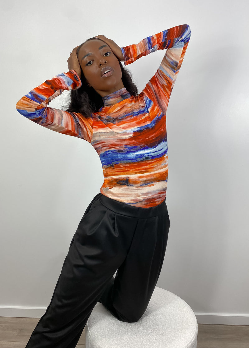 col roulé motif tie-dye tie-dye turtleneck fait à Montréal. Éthique. GABRYELLE DESIGNS. Gabrielle Designs. Sustainable. Local. Canadian.