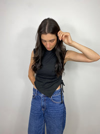 GABRYELLE DESIGNS - Gabrielle Designs - vêtements faits à Montréal - marque canadienne vêtements femmes - made in Montreal clothing - canadian women's clothing - ethical slow fashion - ruched side tee