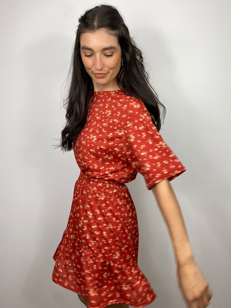 GABRYELLE DESIGNS - Gabrielle Designs - vêtements faits à Montréal - marque canadienne vêtements femmes - made in Montreal clothing - canadian women's clothing - ethical slow fashion - flower skirt - summer skirt.