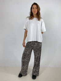 GABRYELLE DESIGNS - Gabrielle Designs - vêtements faits à Montréal - marque canadienne vêtements femmes - made in Montreal clothing - canadian women's clothing - ethical slow fashion - léopard pantalon - leopard pant